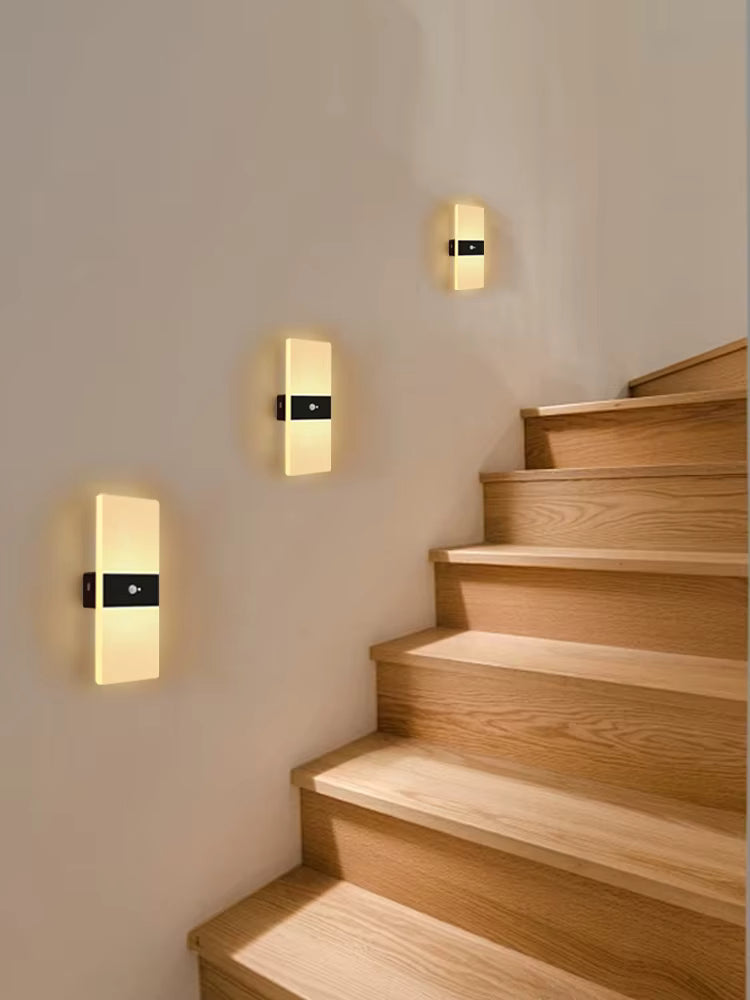 Recharge Wall Lamp